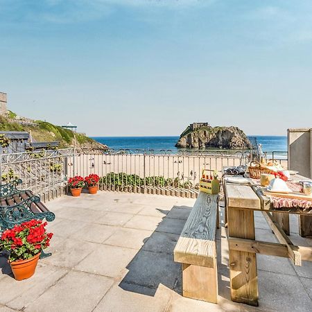 Ocean Waves Villa Tenby Exterior photo